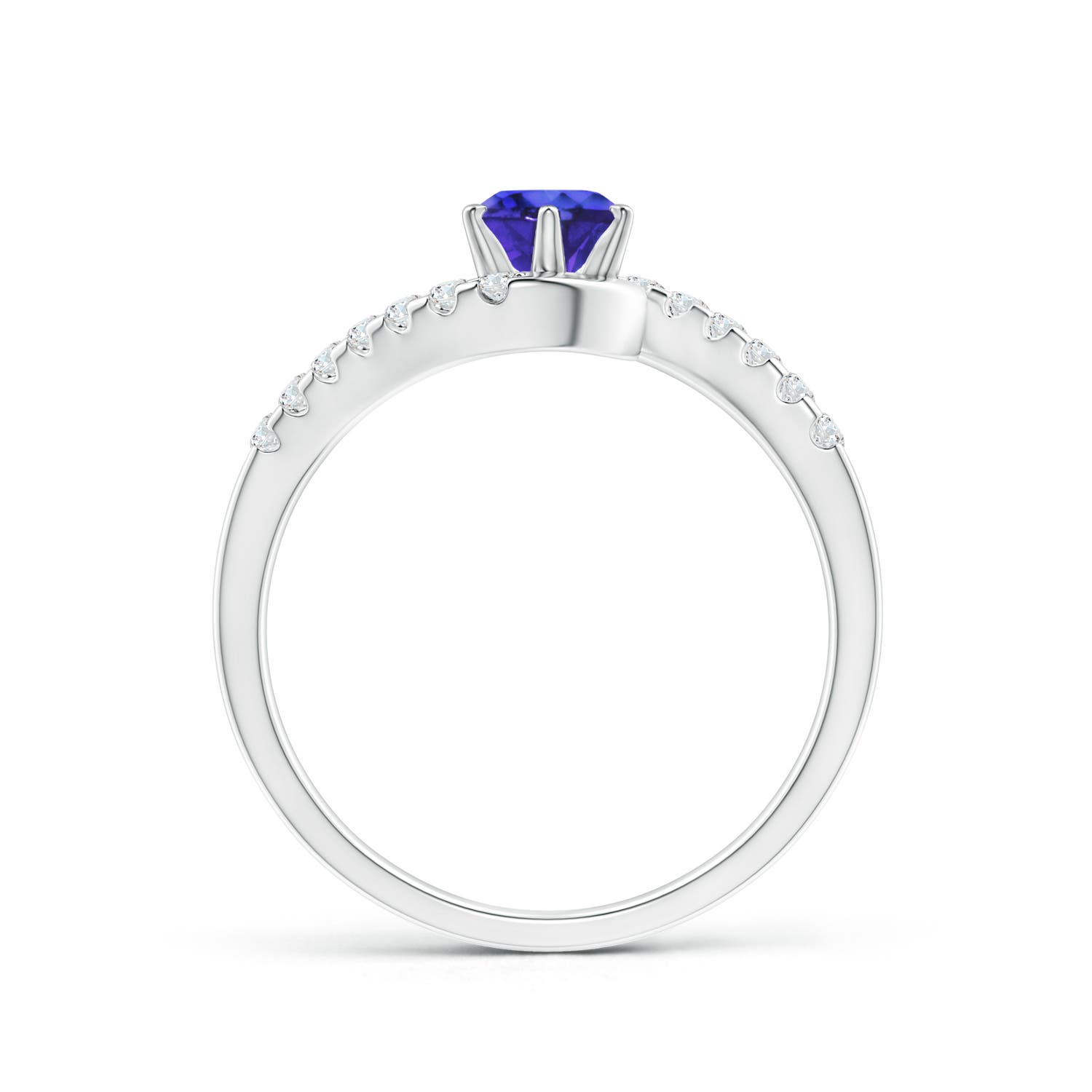 AAAA - Tanzanite / 0.67 CT / 14 KT White Gold