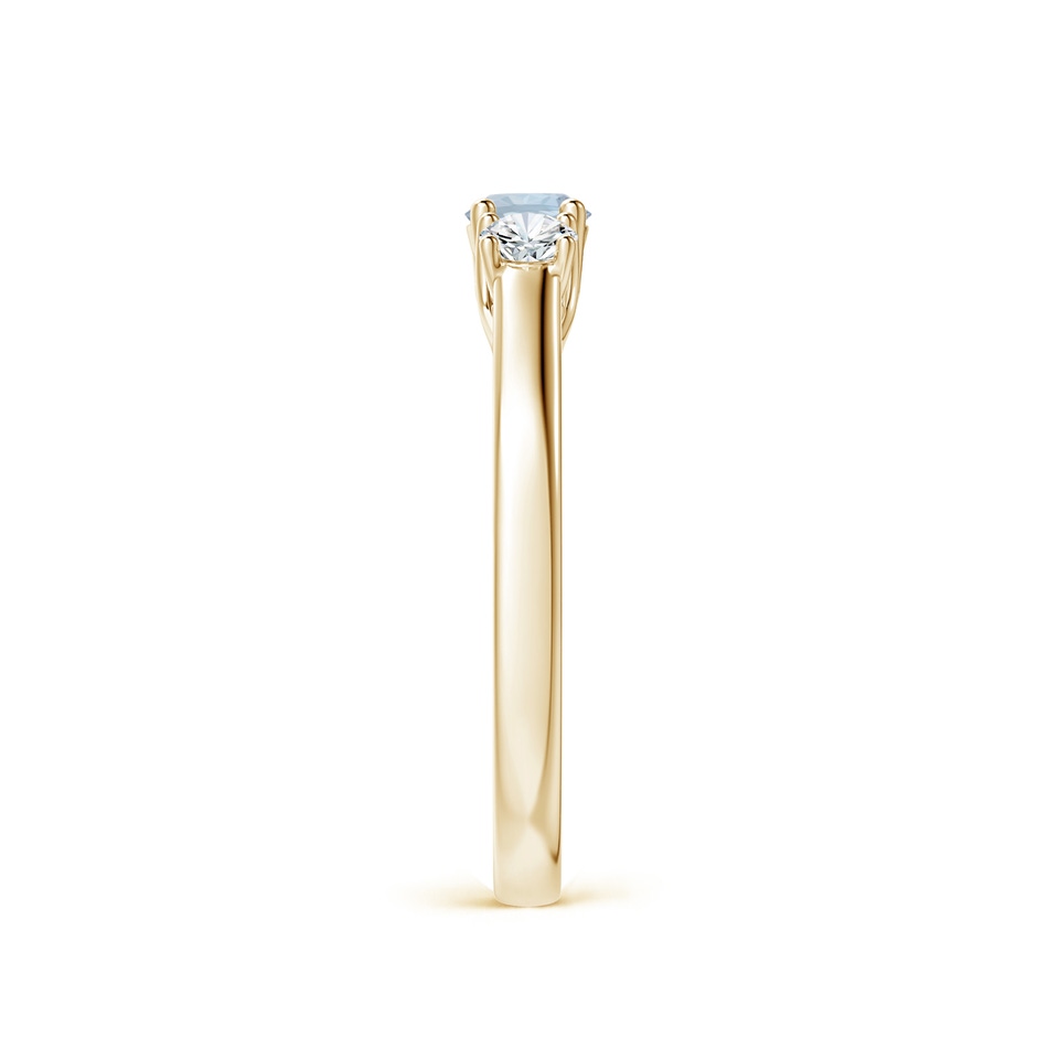 4mm A Classic Round Aquamarine and Diamond Three Stone Ring in Yellow Gold side-2