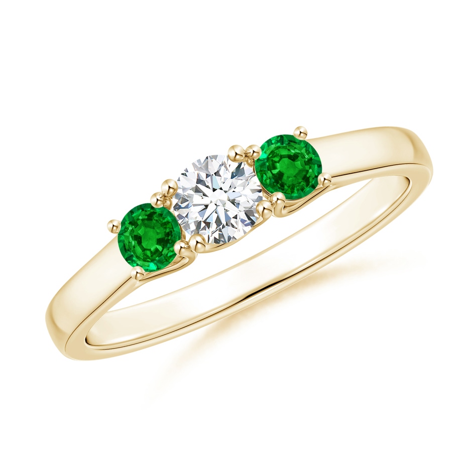 4mm GVS2 Classic Round Diamond and Emerald Three Stone Ring in Yellow Gold 