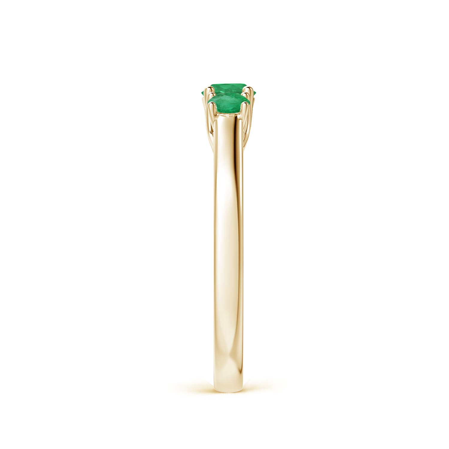 A - Emerald / 0.44 CT / 14 KT Yellow Gold