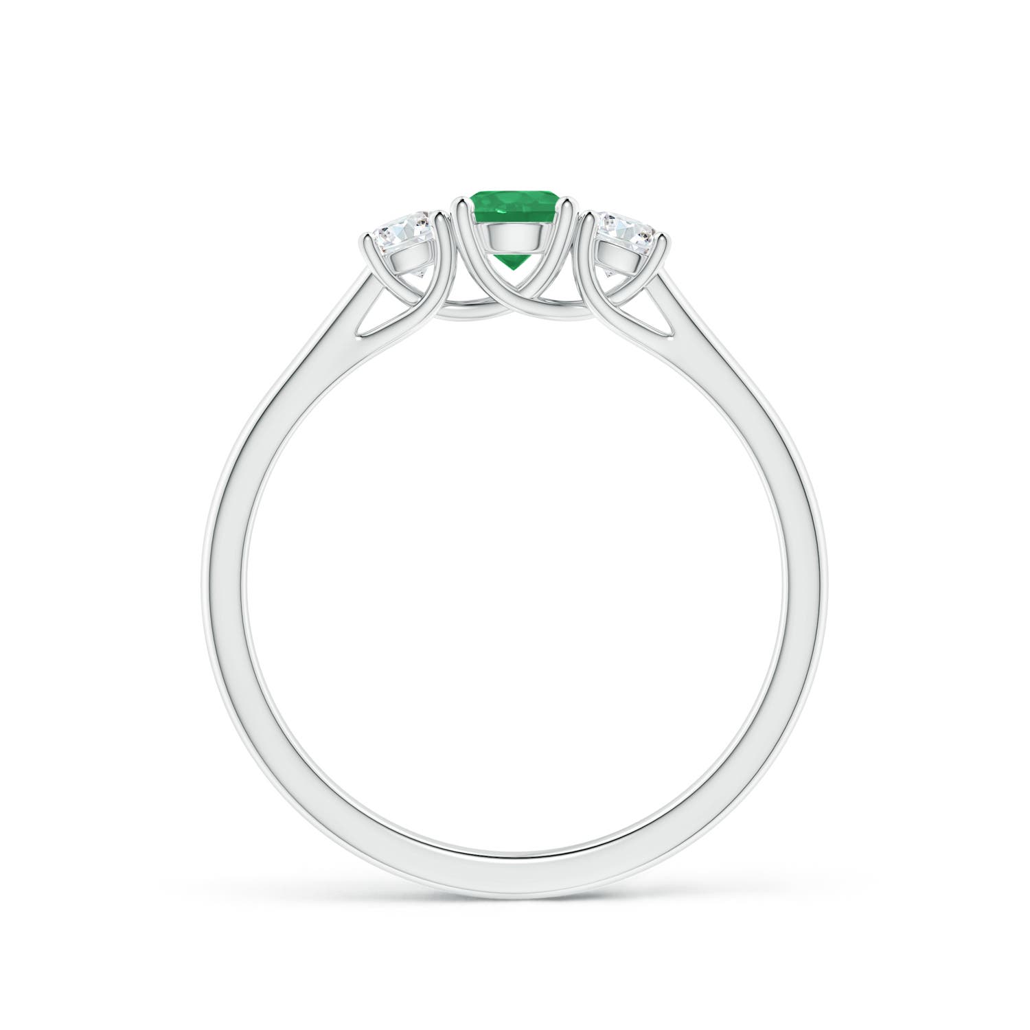 A - Emerald / 0.45 CT / 14 KT White Gold