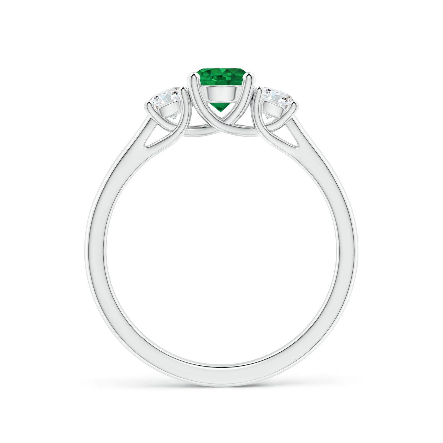 AAA - Emerald / 0.77 CT / 14 KT White Gold