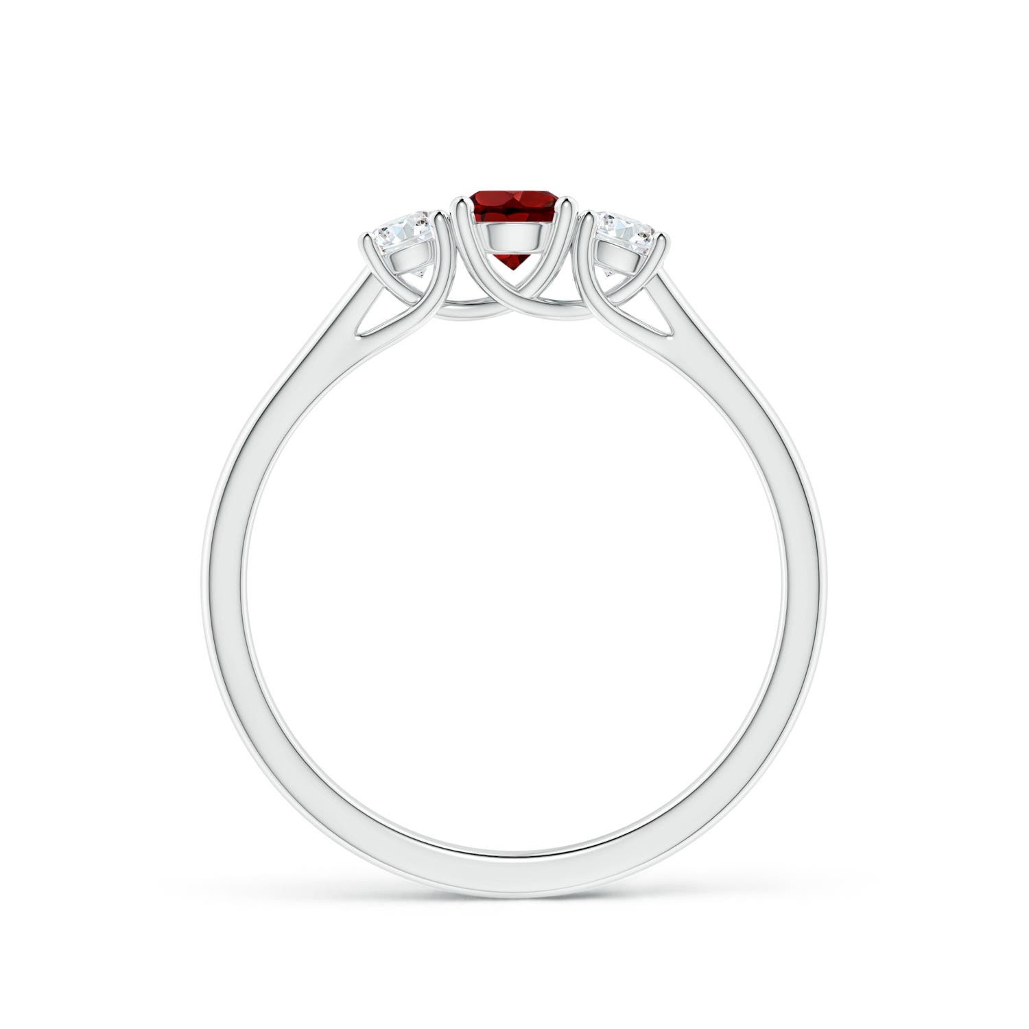 AAAA - Garnet / 0.54 CT / 14 KT White Gold