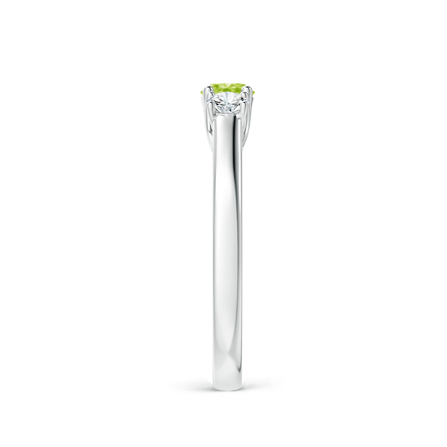 AA - Peridot / 0.51 CT / 14 KT White Gold