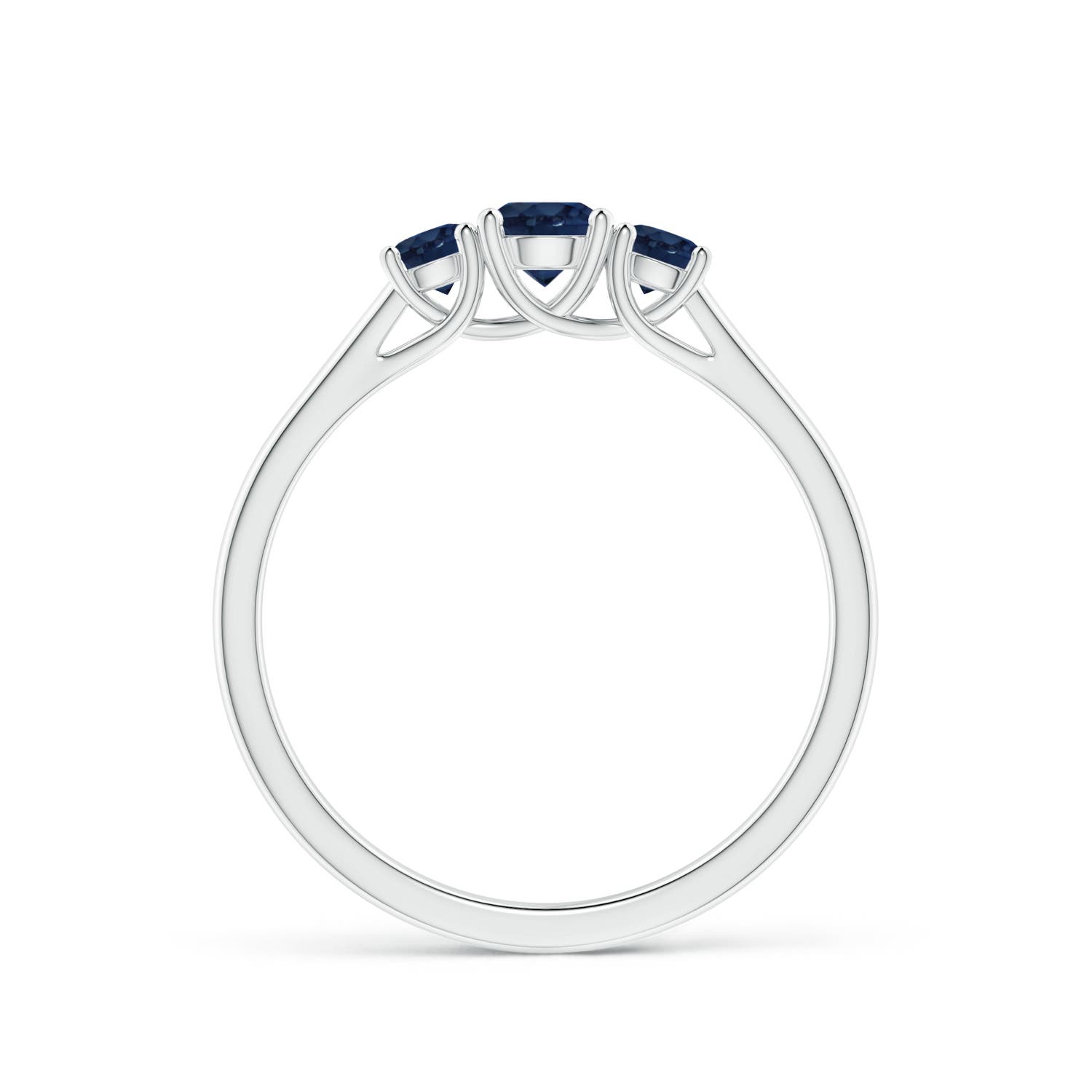 AA - Blue Sapphire / 0.61 CT / 14 KT White Gold