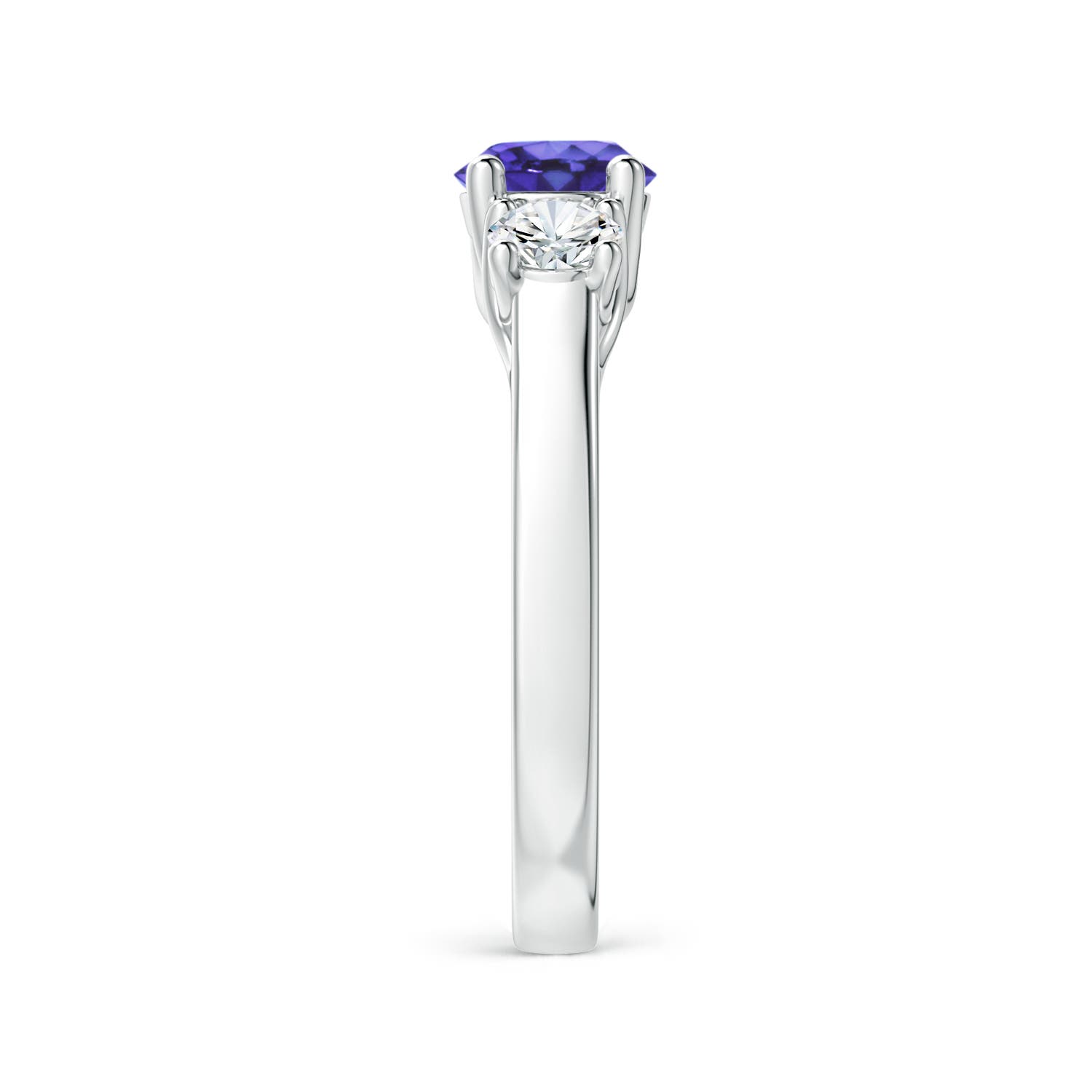 AA - Tanzanite / 1.36 CT / 14 KT White Gold