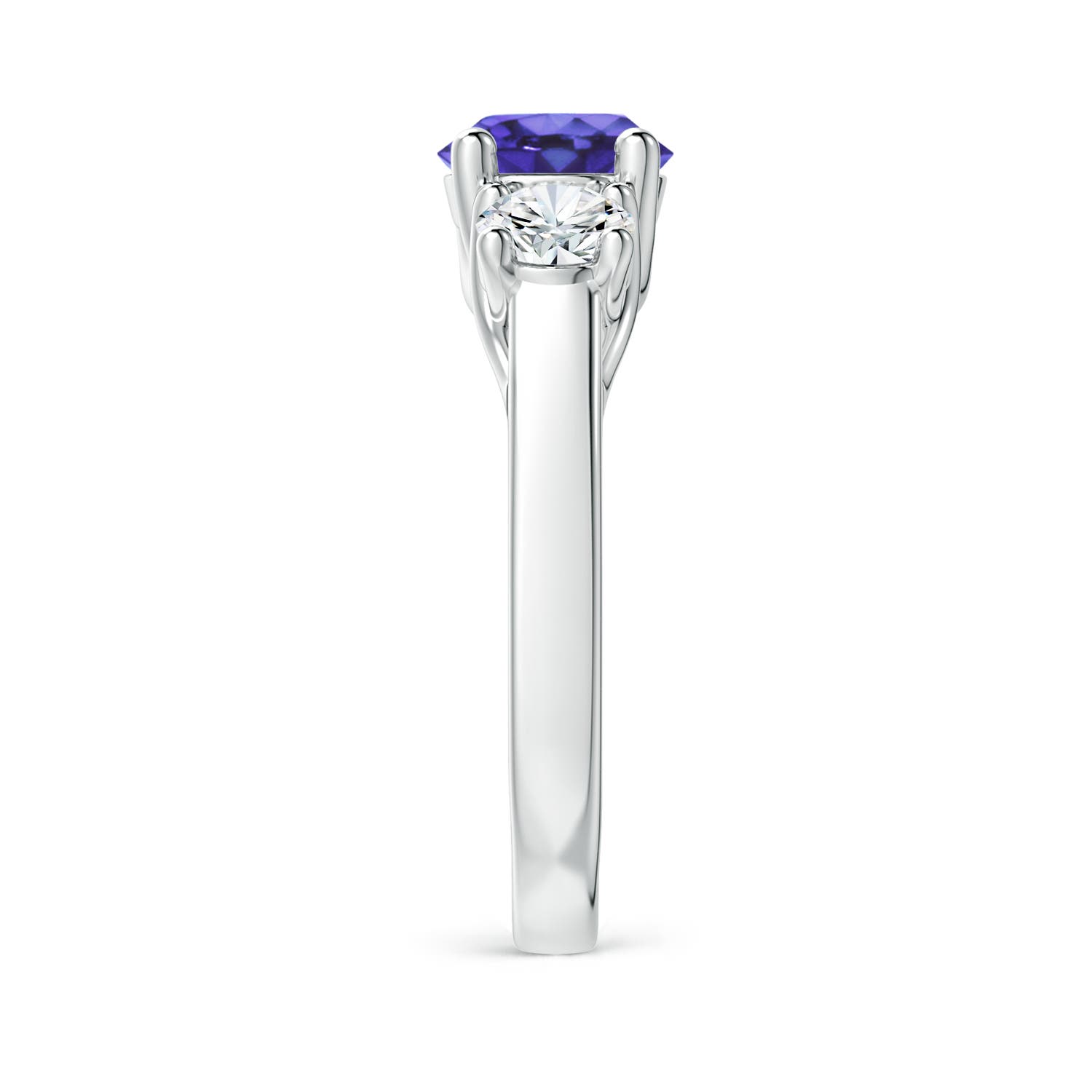 AA - Tanzanite / 2.15 CT / 14 KT White Gold