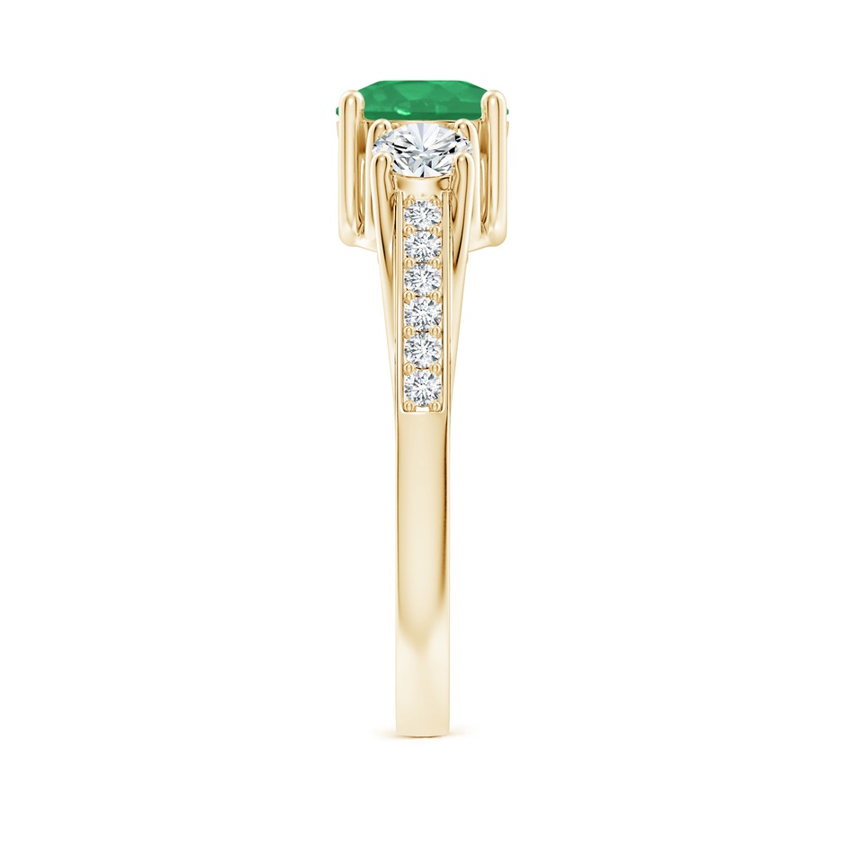 6mm A Classic Prong Set Round Emerald and Diamond Three Stone Ring in 18K Yellow Gold side 299