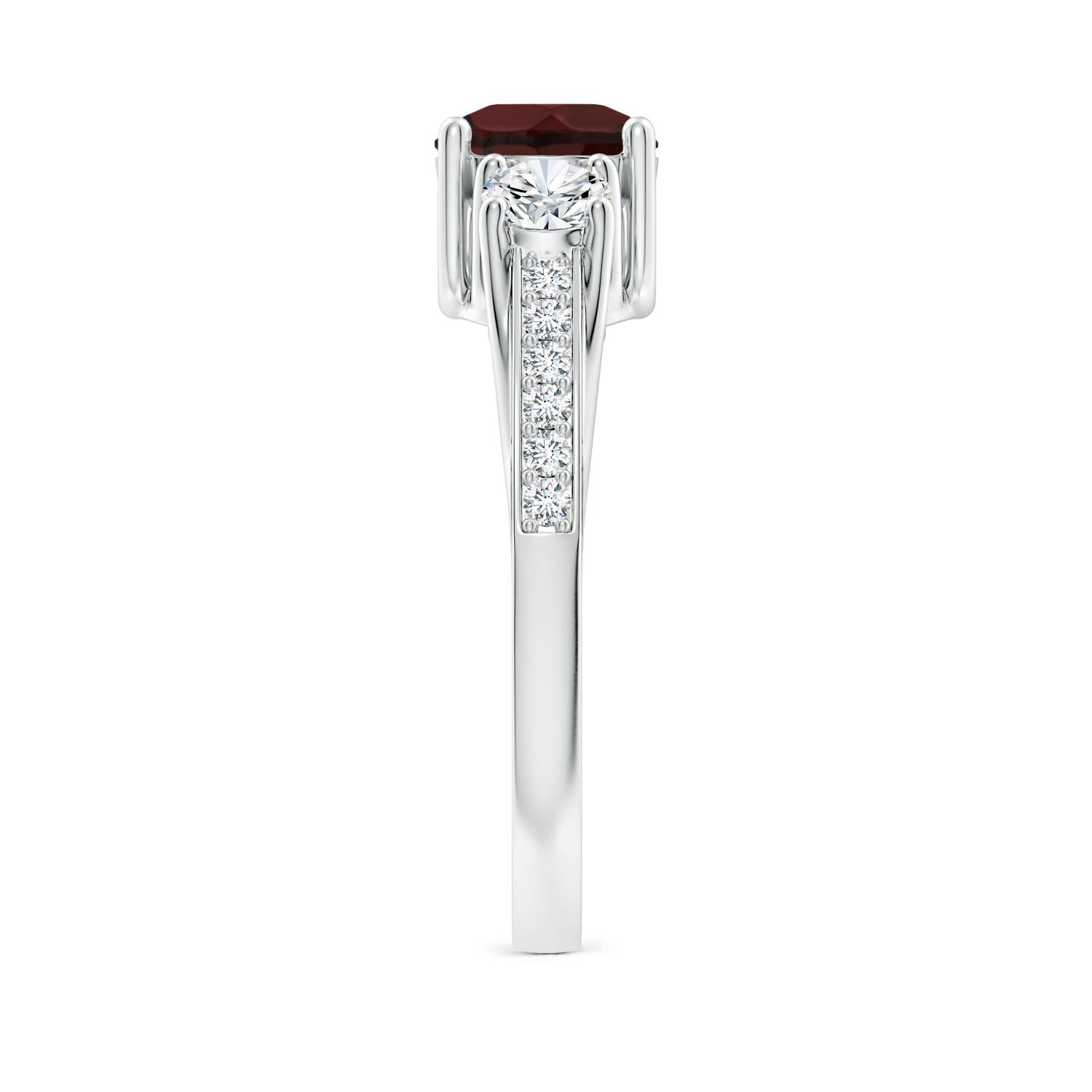 A - Garnet / 1.44 CT / 14 KT White Gold