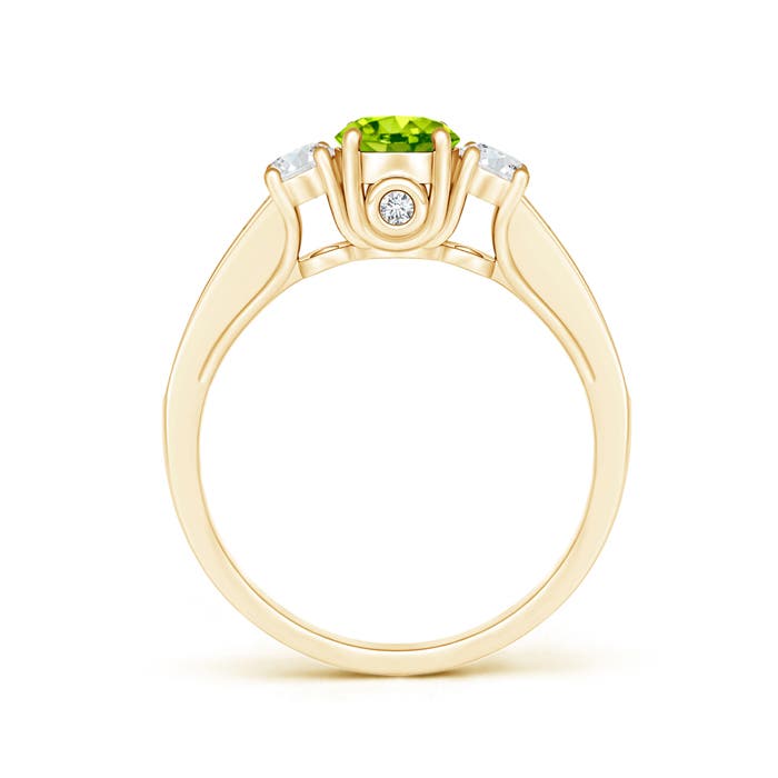 AAA - Peridot / 0.86 CT / 14 KT Yellow Gold