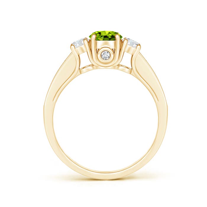 AAAA - Peridot / 0.86 CT / 14 KT Yellow Gold