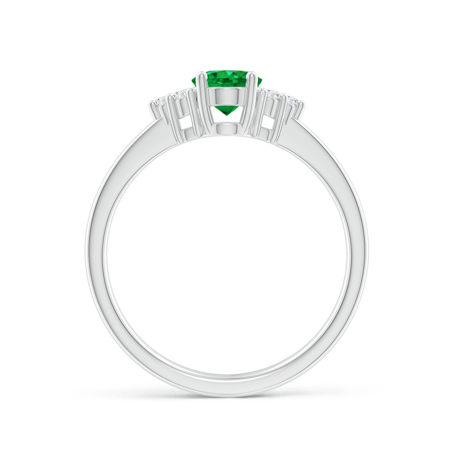 AAA - Emerald / 0.74 CT / 14 KT White Gold