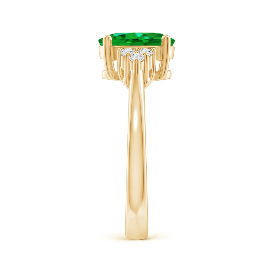 9x7mm AAAA Solitaire Oval Emerald Ring with Trio Diamond Accents in Yellow Gold side 299