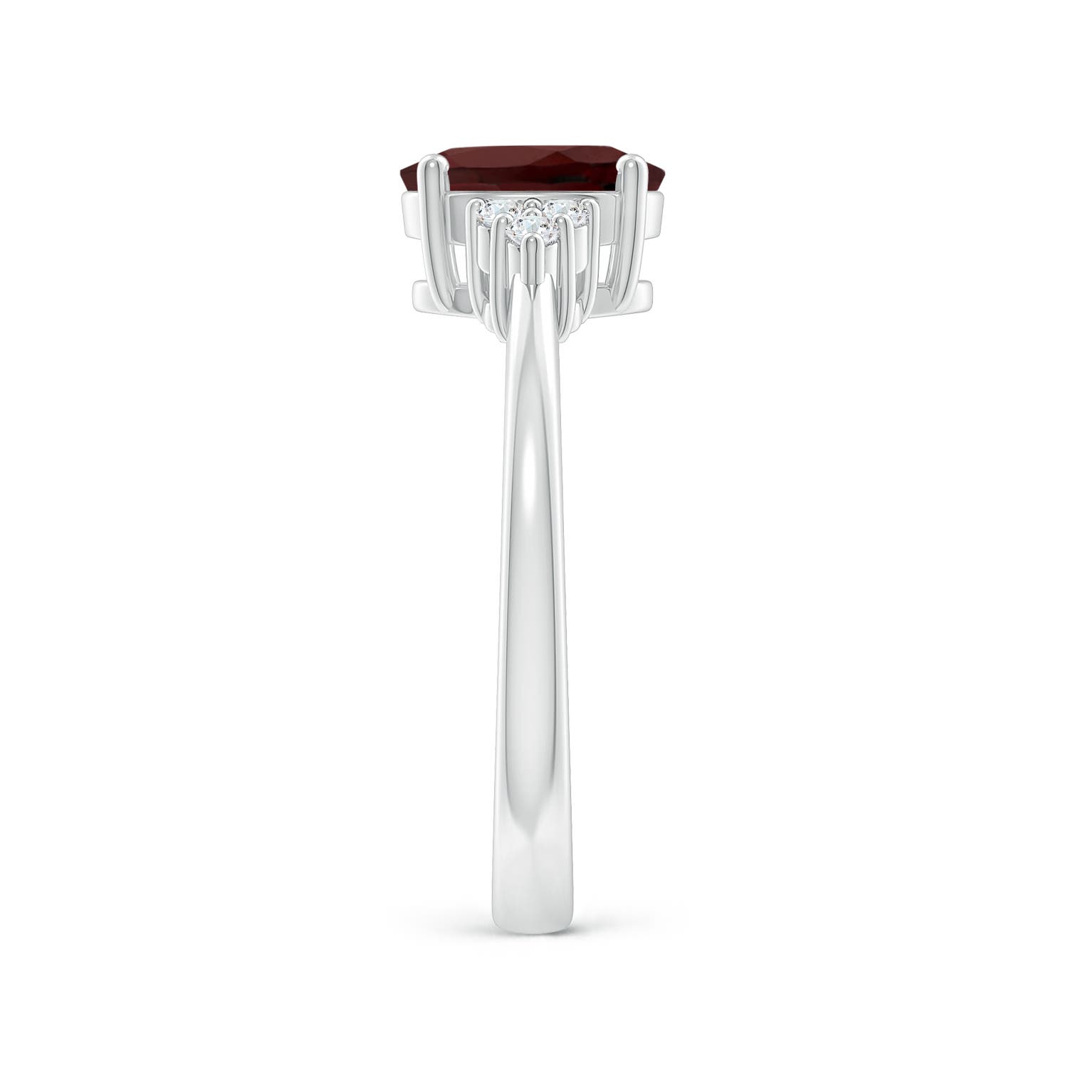 AA - Garnet / 1.56 CT / 14 KT White Gold