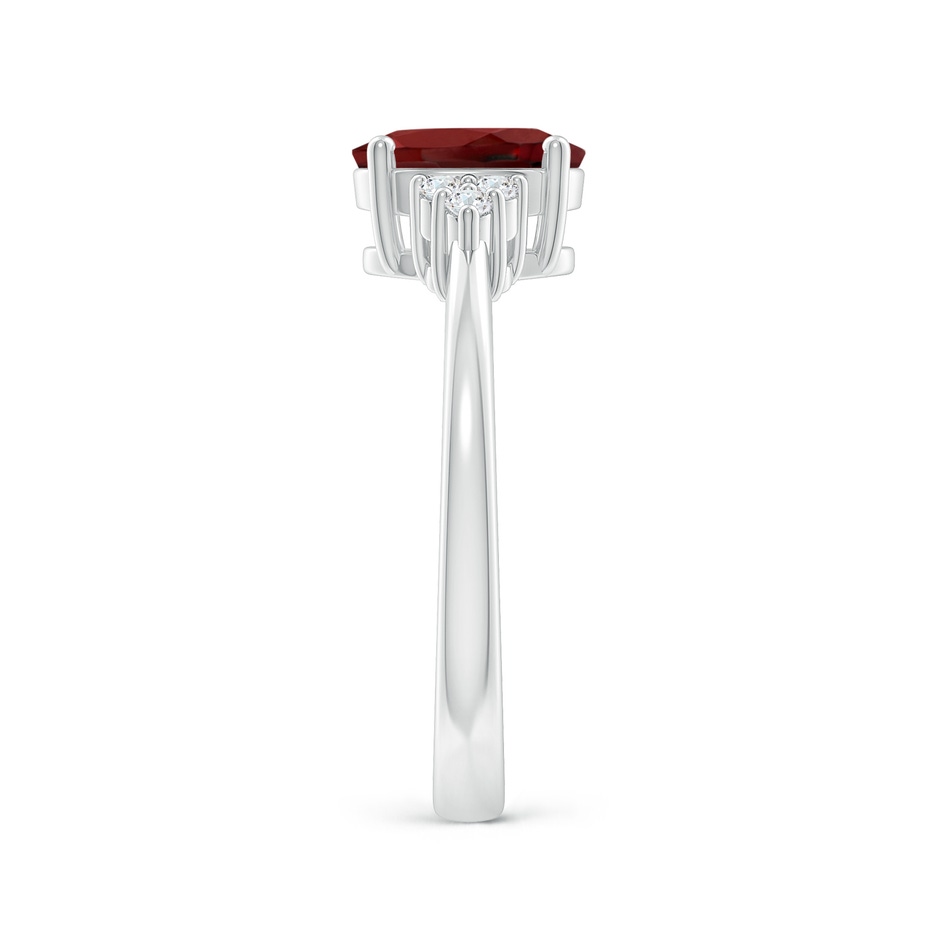 8x6mm AAAA Solitaire Oval Garnet Ring with Trio Diamond Accents in P950 Platinum side 2