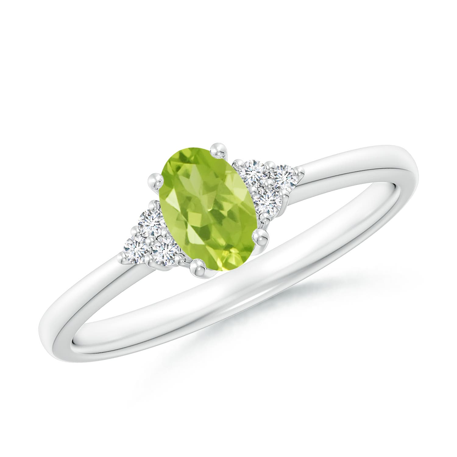 AA - Peridot / 0.54 CT / 14 KT White Gold