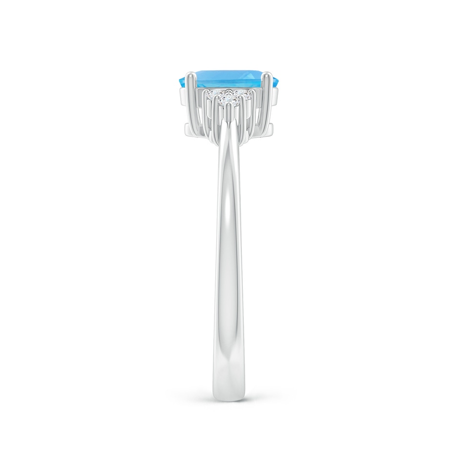 7x5mm AA Solitaire Oval Swiss Blue Topaz Ring with Trio Diamond Accents in P950 Platinum side 2