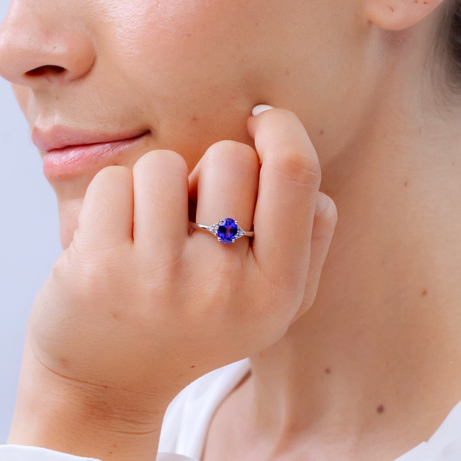 SR0231T lifestyle image - lifestyle 4