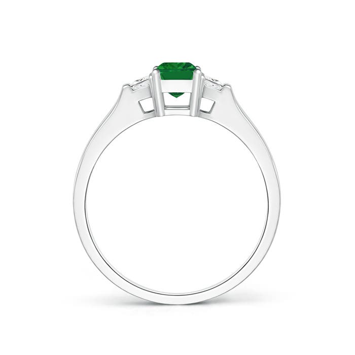 AAA - Emerald / 0.7 CT / 14 KT White Gold