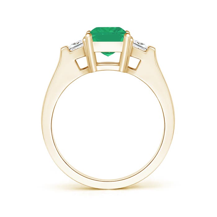 A - Emerald / 1.82 CT / 14 KT Yellow Gold