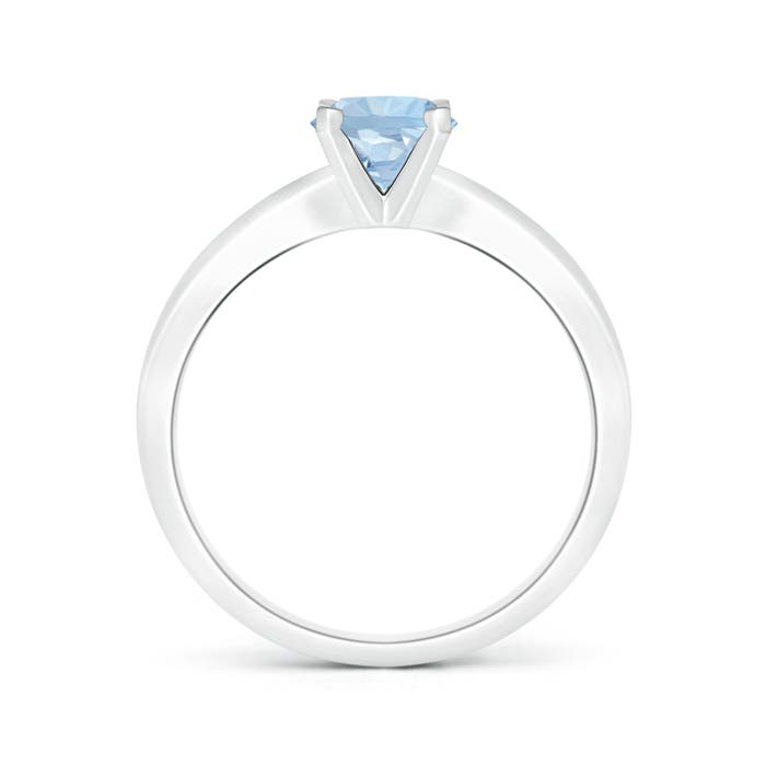 AA - Aquamarine / 0.72 CT / 14 KT White Gold