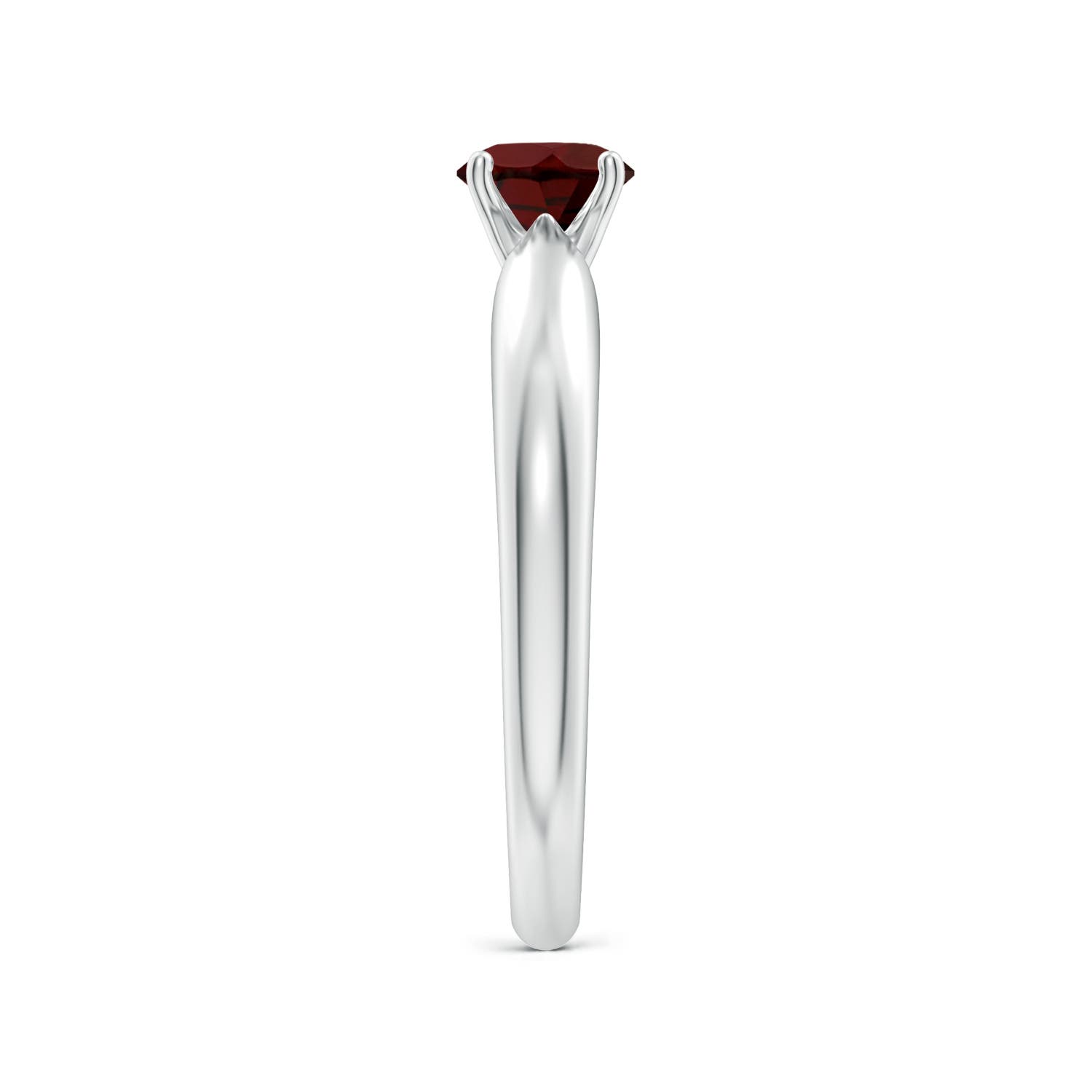 AA - Garnet / 0.6 CT / 14 KT White Gold