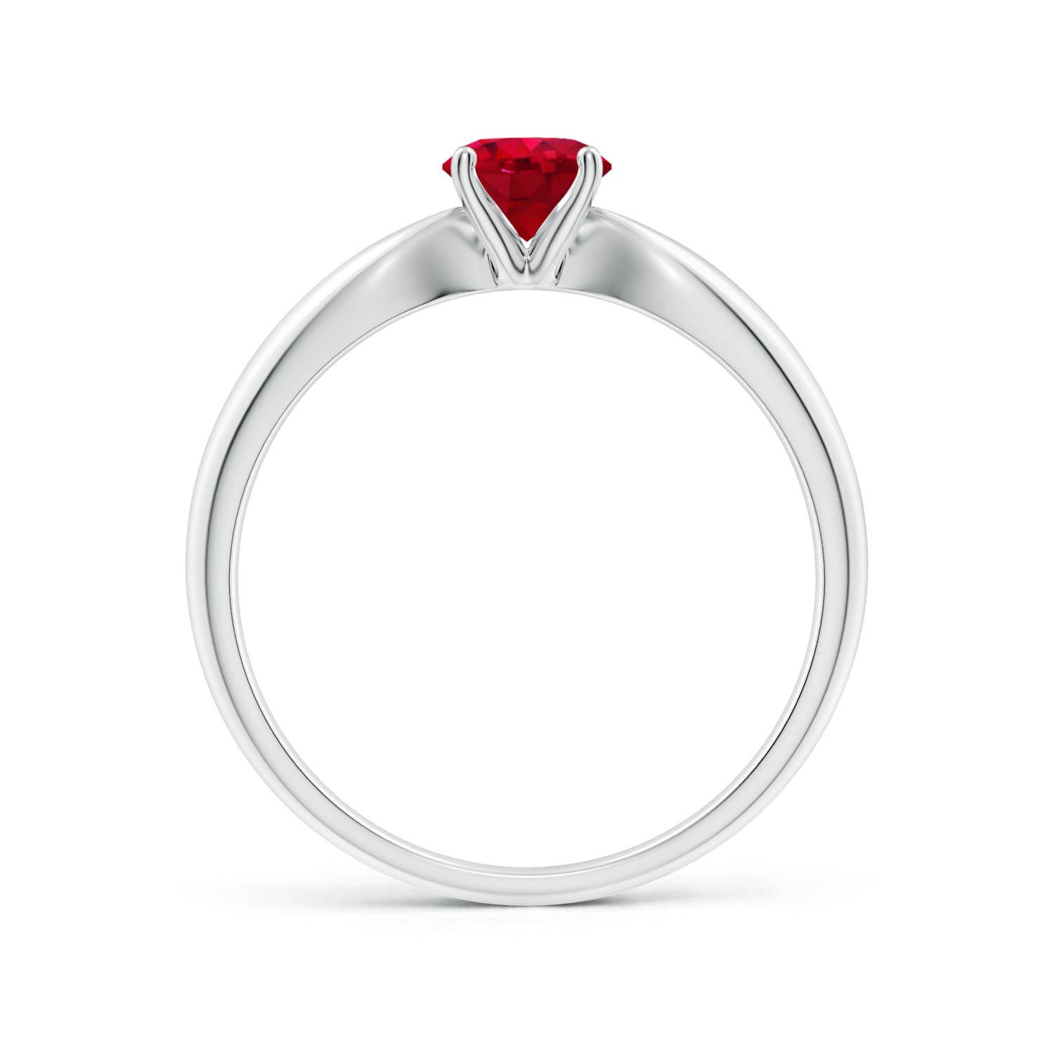 AAA - Ruby / 0.6 CT / 14 KT White Gold