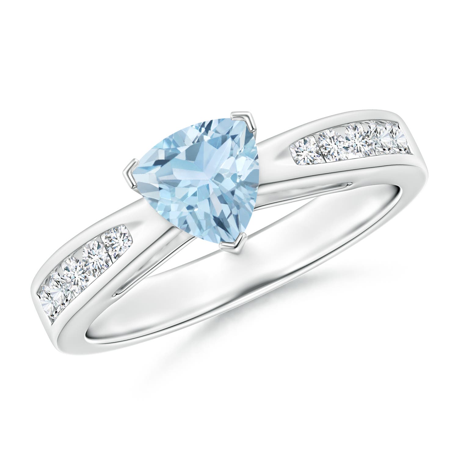 AA - Aquamarine / 0.85 CT / 14 KT White Gold