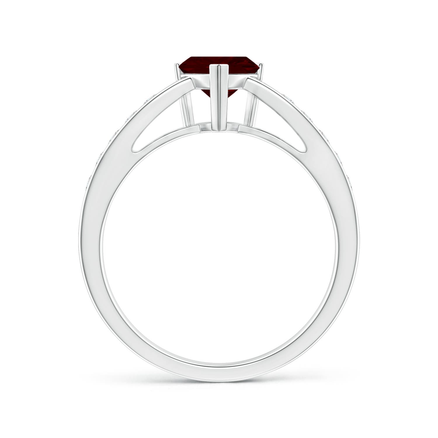 AA - Garnet / 1.1 CT / 14 KT White Gold