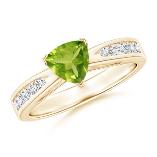 6mm AAA Trillion Peridot Solitaire Ring with Diamond Accents in Yellow Gold