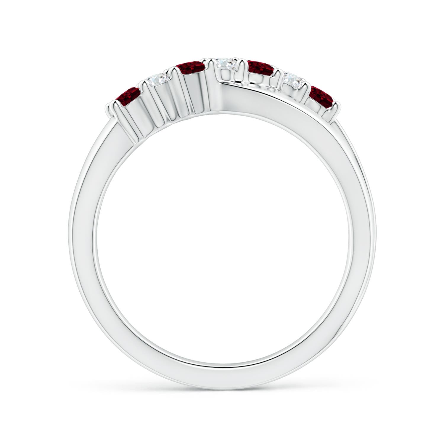 A - Garnet / 0.44 CT / 14 KT White Gold