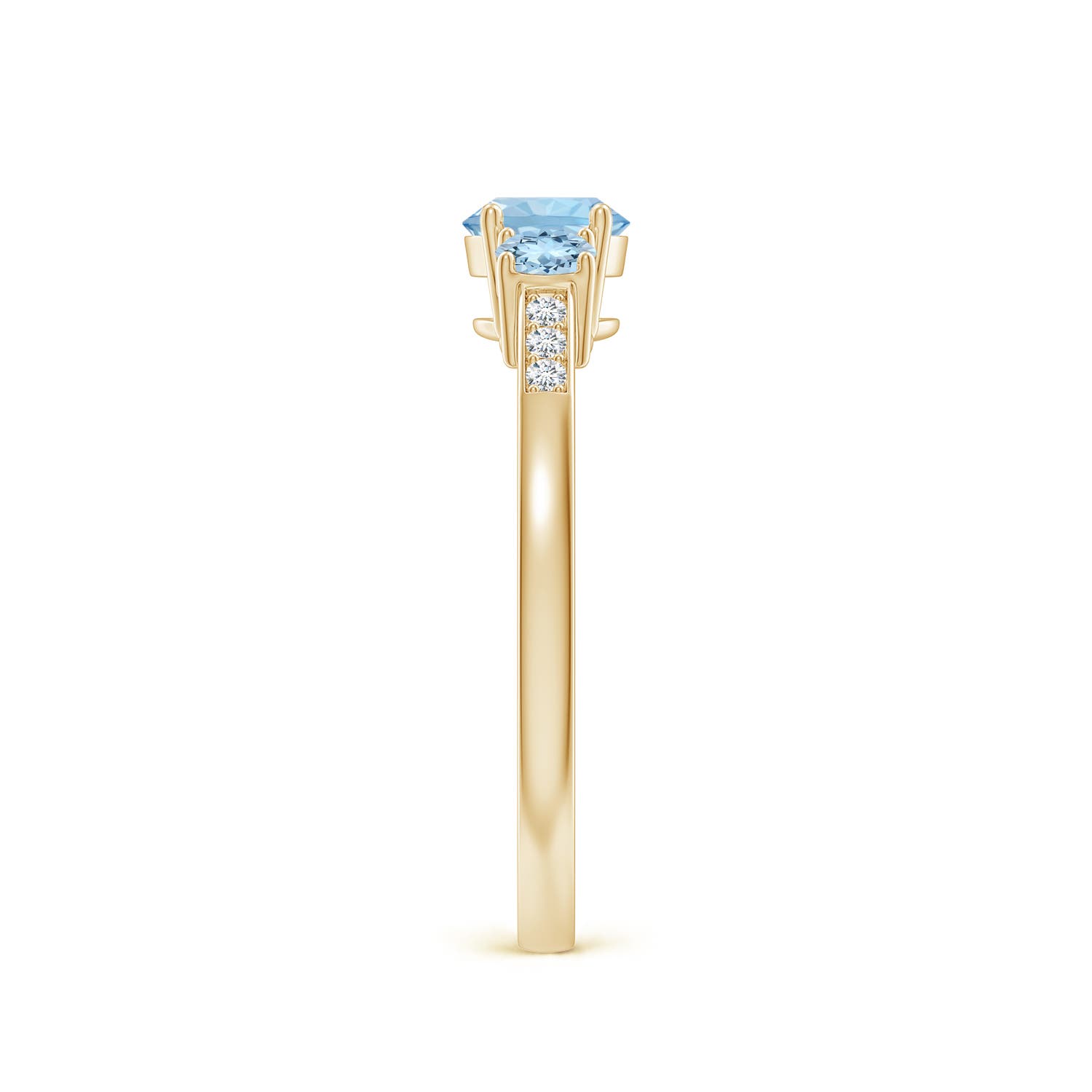 AAA - Aquamarine / 0.65 CT / 14 KT Yellow Gold