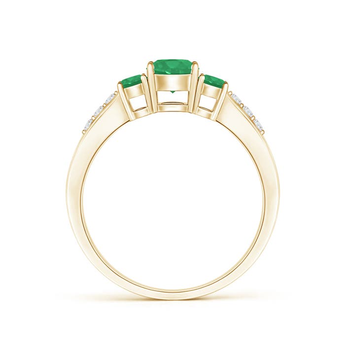 A - Emerald / 0.7 CT / 14 KT Yellow Gold