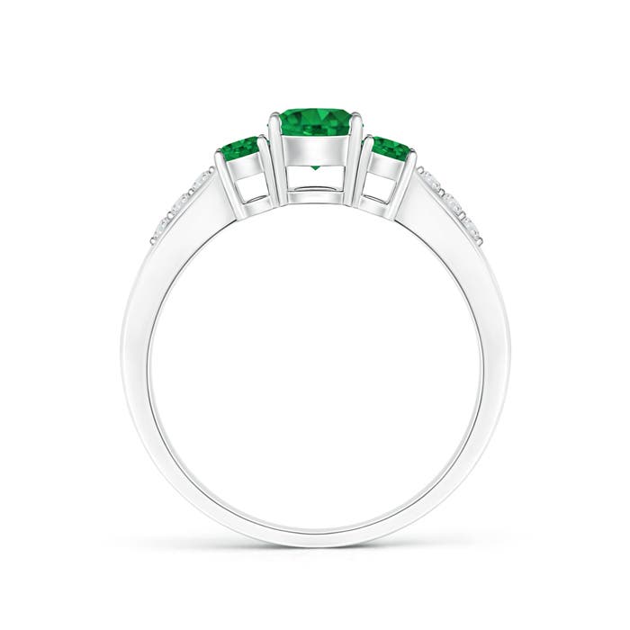 AAA - Emerald / 0.7 CT / 14 KT White Gold