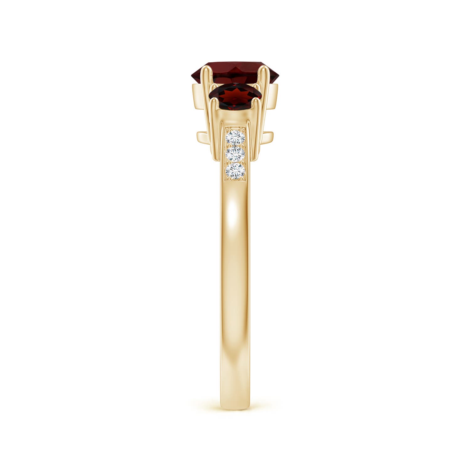 AA - Garnet / 1.46 CT / 14 KT Yellow Gold