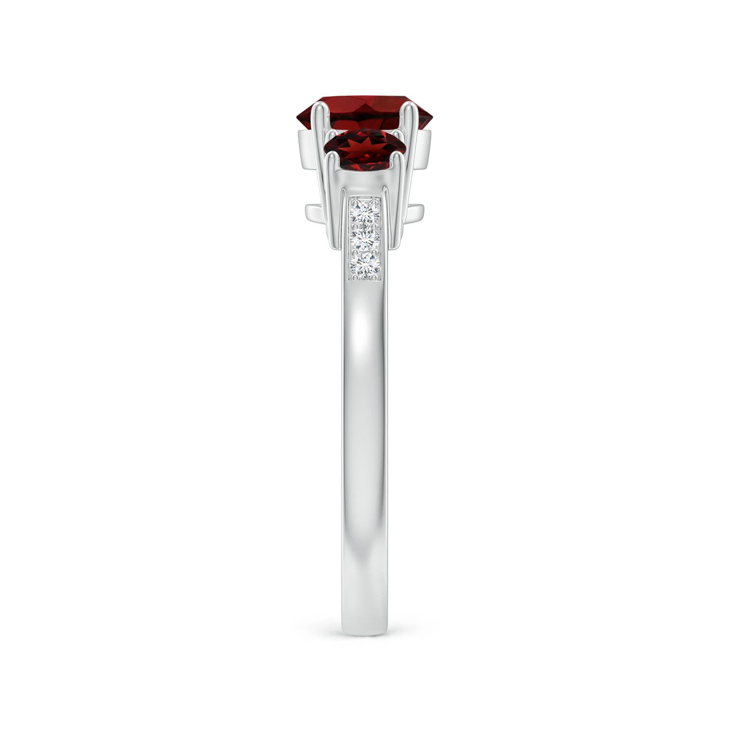 AAA - Garnet / 1.46 CT / 14 KT White Gold