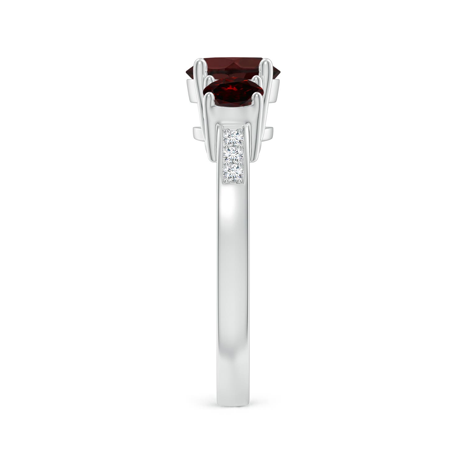 A - Garnet / 2.23 CT / 14 KT White Gold