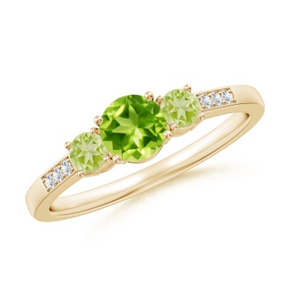 5mm AAA Three Stone Round Peridot Ring with Diamond Accents in Yellow Gold