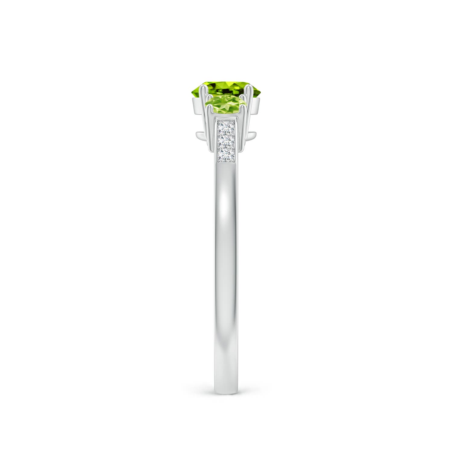 AAAA - Peridot / 0.84 CT / 14 KT White Gold