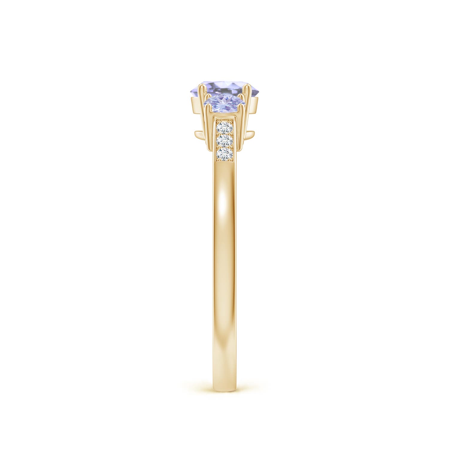 A - Tanzanite / 0.75 CT / 14 KT Yellow Gold