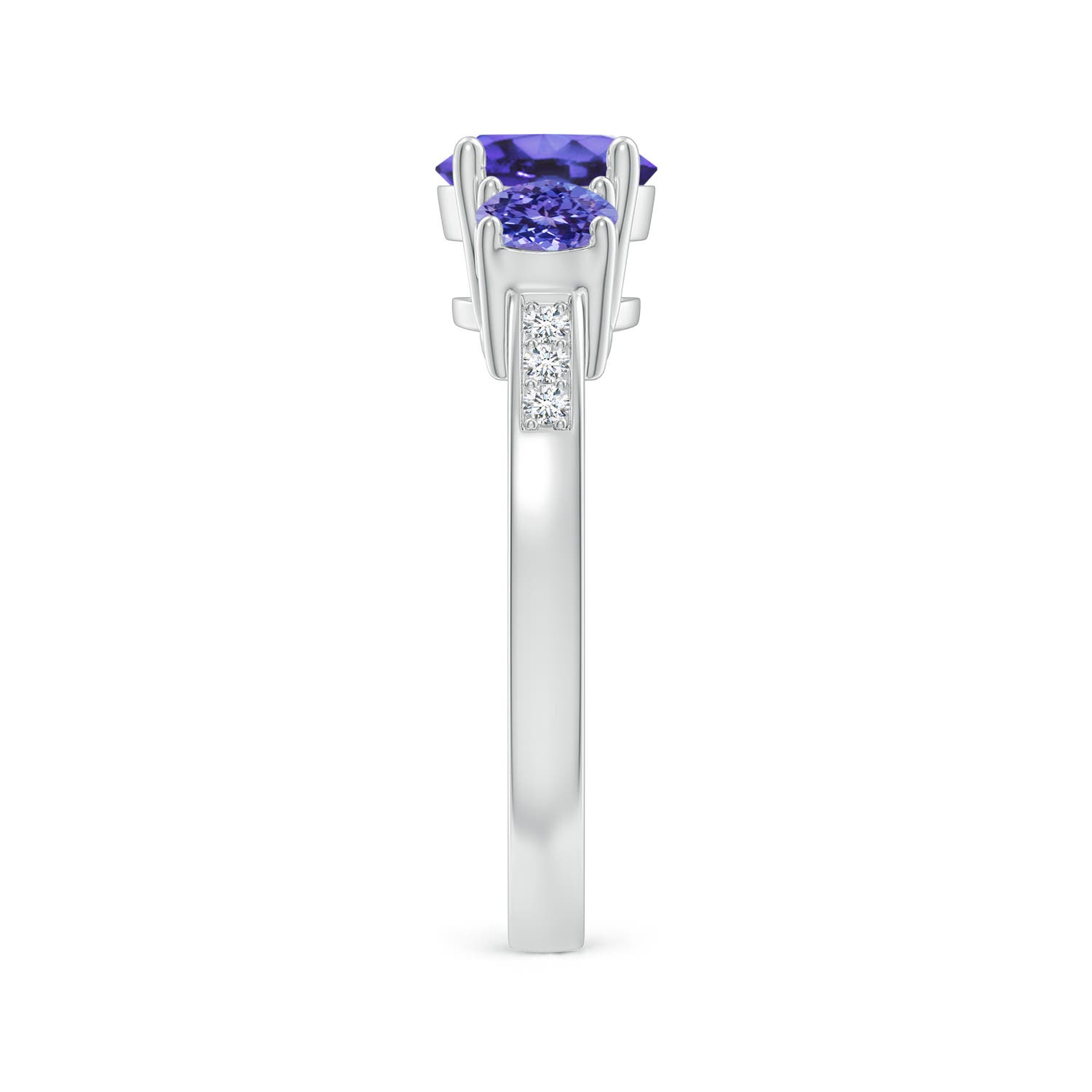 AA - Tanzanite / 2.02 CT / 14 KT White Gold