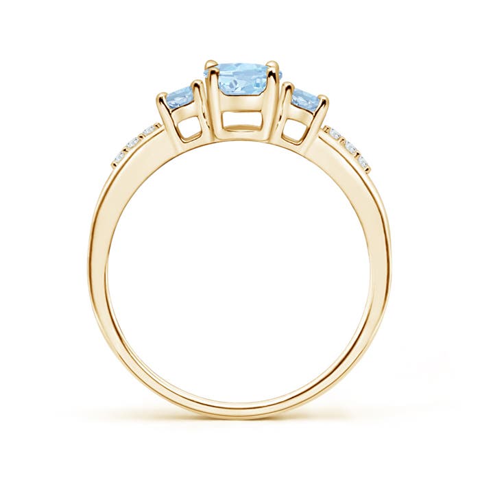 AA - Aquamarine / 0.85 CT / 14 KT Yellow Gold