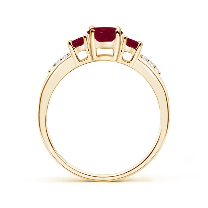 A - Ruby / 1.35 CT / 14 KT Yellow Gold