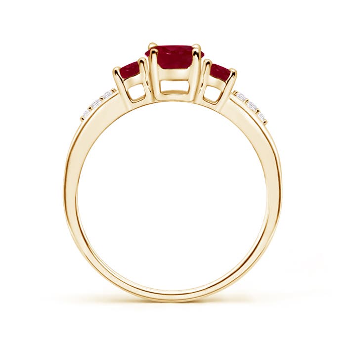 AA - Ruby / 1.35 CT / 14 KT Yellow Gold