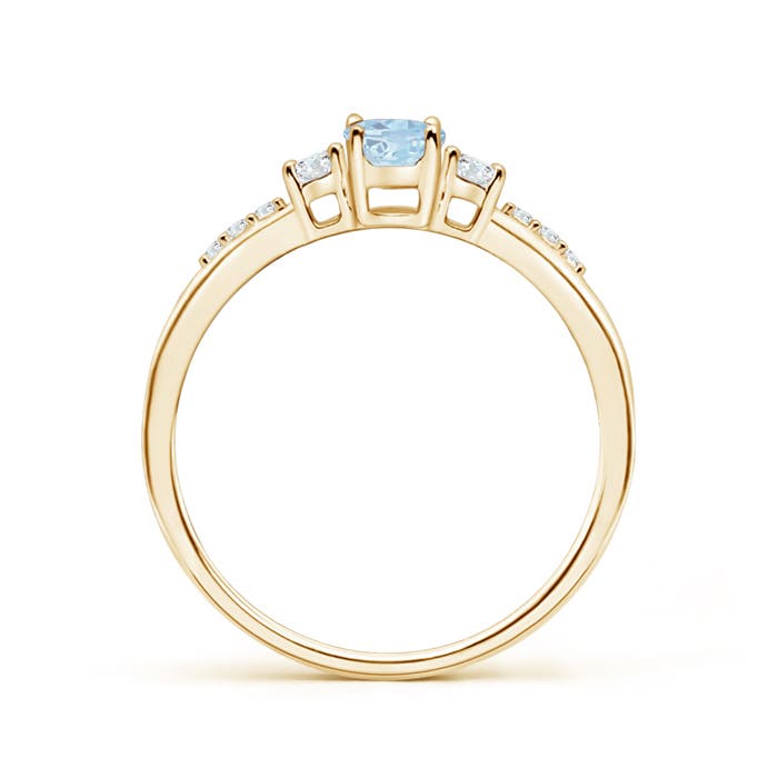 A - Aquamarine / 0.57 CT / 14 KT Yellow Gold