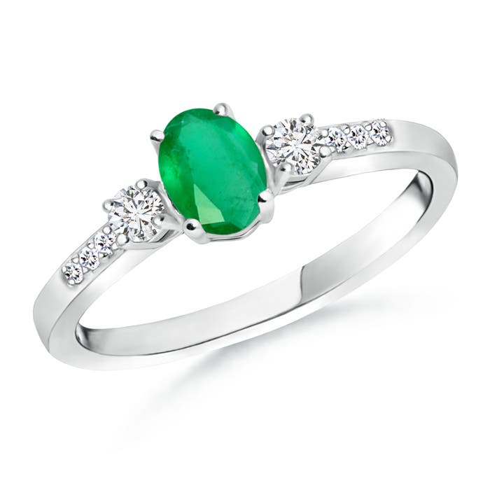 A - Emerald / 0.57 CT / 14 KT White Gold