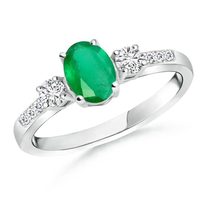 A - Emerald / 0.92 CT / 14 KT White Gold