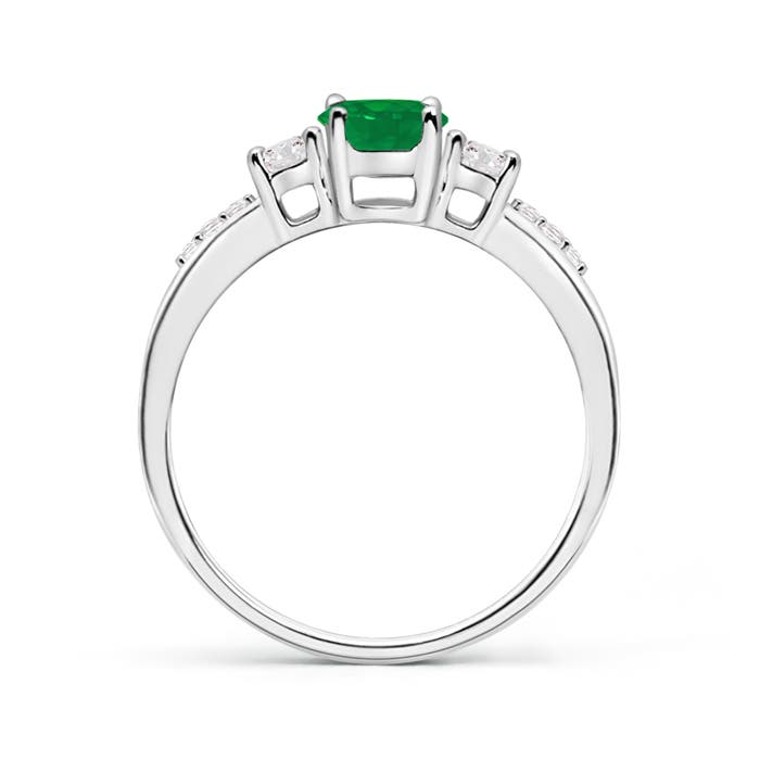 AA - Emerald / 0.92 CT / 14 KT White Gold