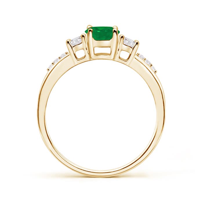 AA - Emerald / 0.92 CT / 14 KT Yellow Gold