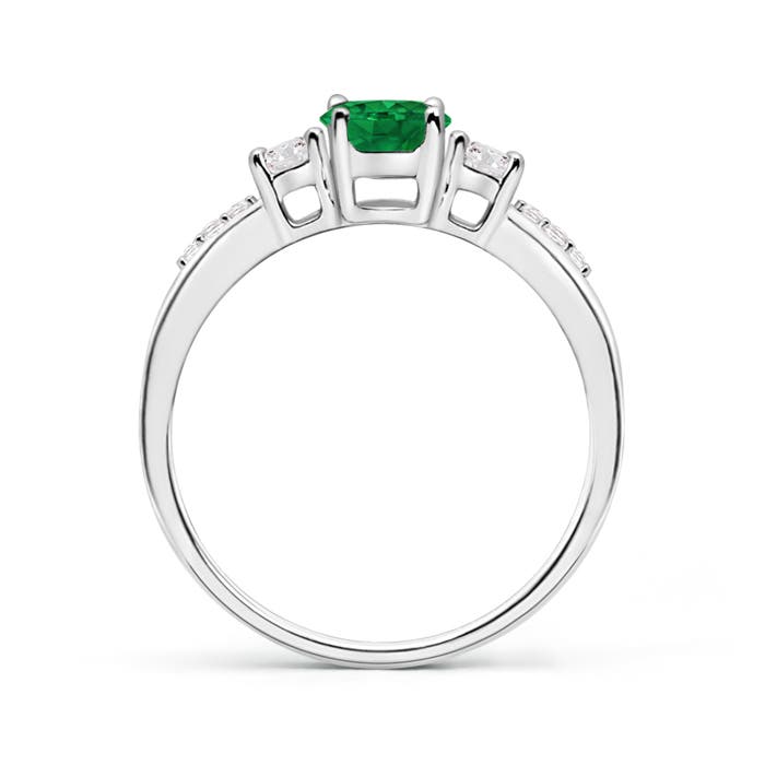 AAA - Emerald / 0.92 CT / 14 KT White Gold